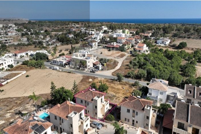 Image No.1-3 Bed Villa for sale