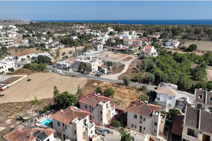 Image No.1-3 Bed Villa for sale