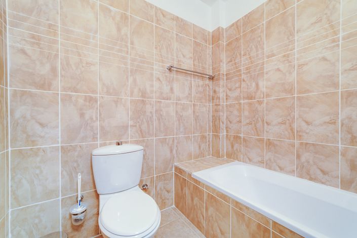 Image No.10-2 Bed Apartment for sale