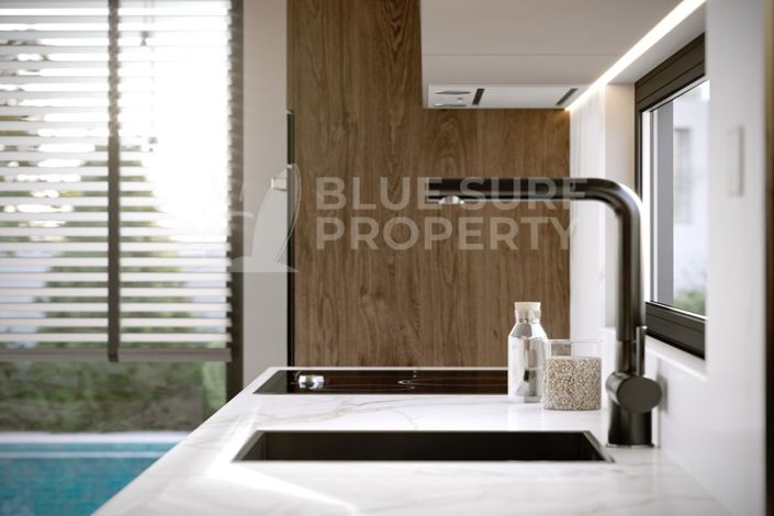 Image No.6-3 Bed Villa for sale