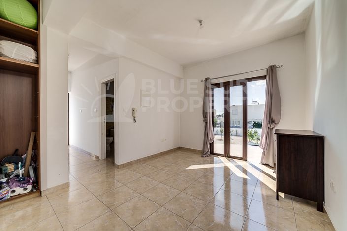 Image No.21-Villa de 4 chambres à vendre à Frenaros