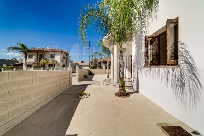 Image No.28-Villa de 4 chambres à vendre à Frenaros