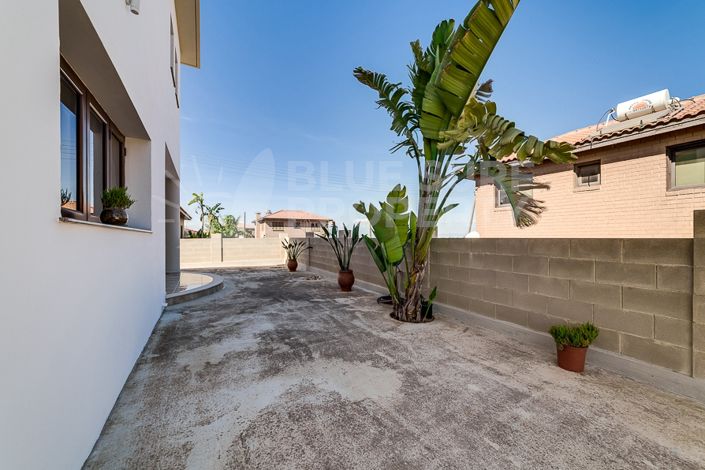 Image No.31-Villa de 4 chambres à vendre à Frenaros