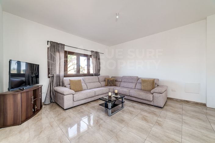 Image No.6-Villa de 4 chambres à vendre à Frenaros