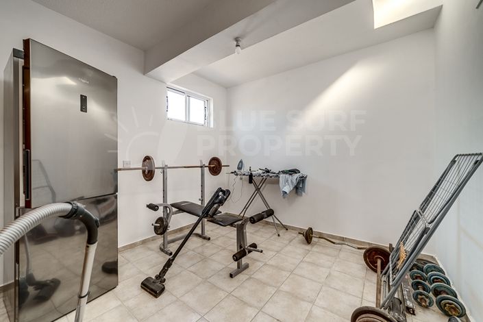 Image No.12-3 Bed Apartment for sale