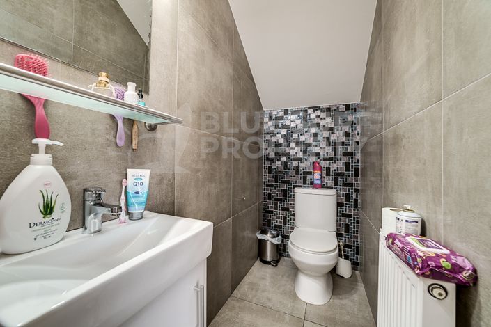 Image No.9-3 Bed Villa for sale