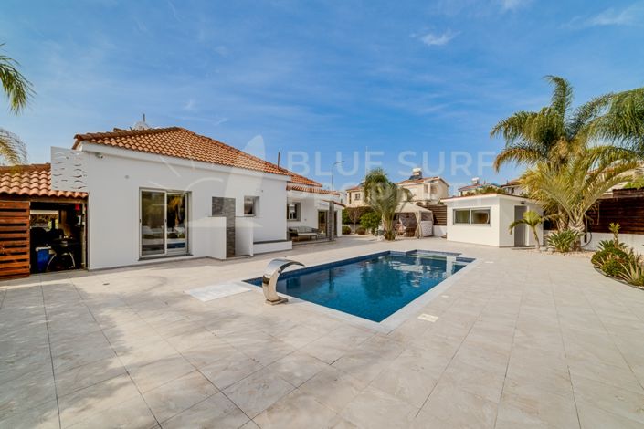 Image No.17-Bungalow de 4 chambres à vendre à Ayia Thekla