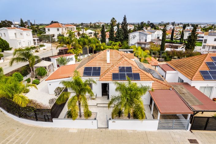Image No.26-Bungalow de 4 chambres à vendre à Ayia Thekla