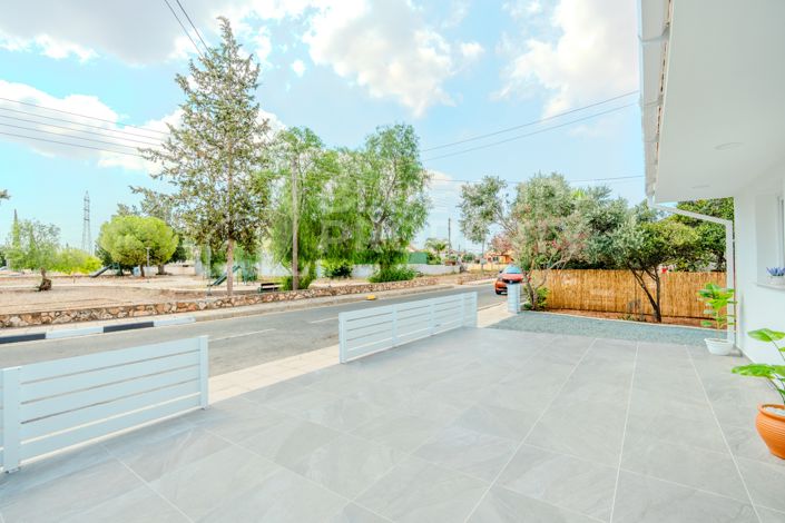 Image No.20-2 Bed Bungalow for sale