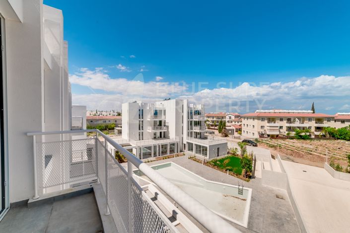 Image No.15-2 Bed Apartment for sale