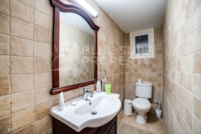 Image No.11-Bungalow de 4 chambres à vendre à Deryneia