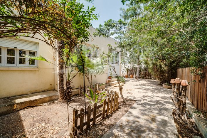 Image No.26-Bungalow de 4 chambres à vendre à Deryneia