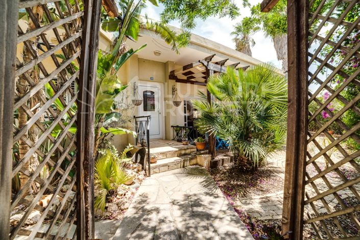 Image No.27-Bungalow de 4 chambres à vendre à Deryneia