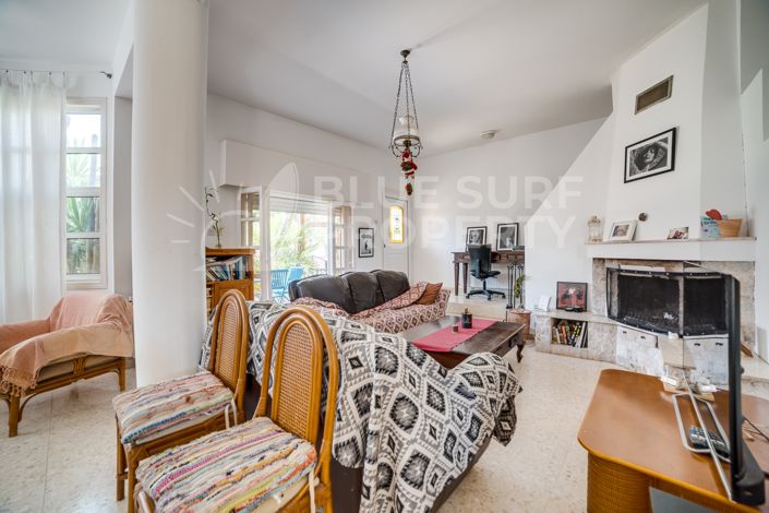 Image No.5-Bungalow de 4 chambres à vendre à Deryneia