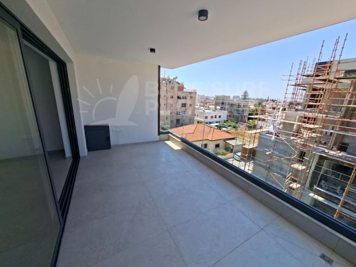 Image No.16-2 Bed Apartment for sale