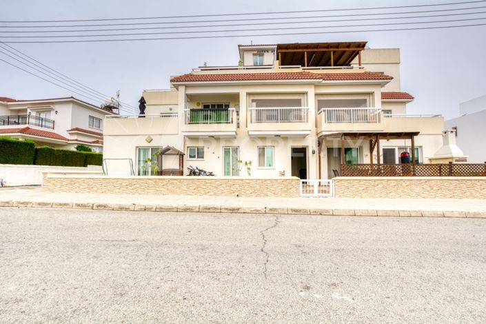 Image No.1-3 Bed Apartment for sale