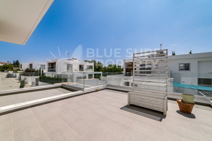 Image No.20-3 Bed Villa for sale