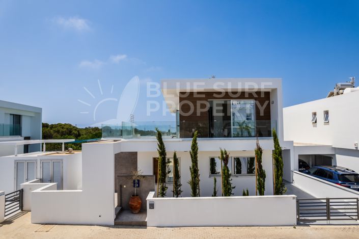 Image No.38-3 Bed Villa for sale