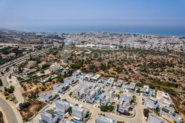 Image No.46-3 Bed Villa for sale