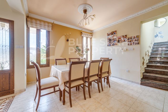 Image No.4-4 Bed Villa for sale