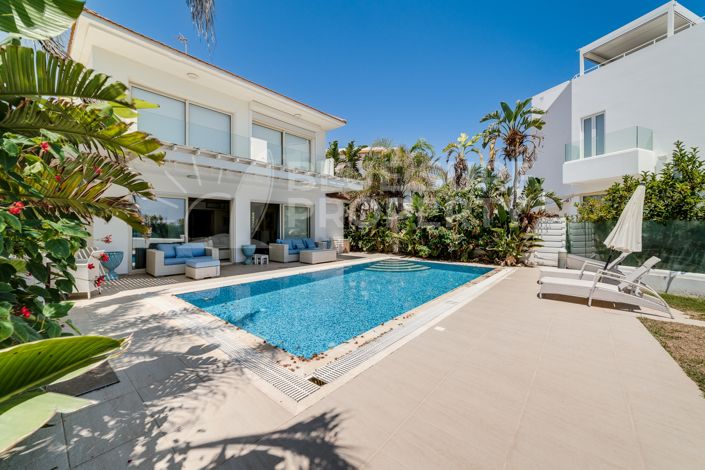 Image No.27-Villa de 4 chambres à vendre à Pernera