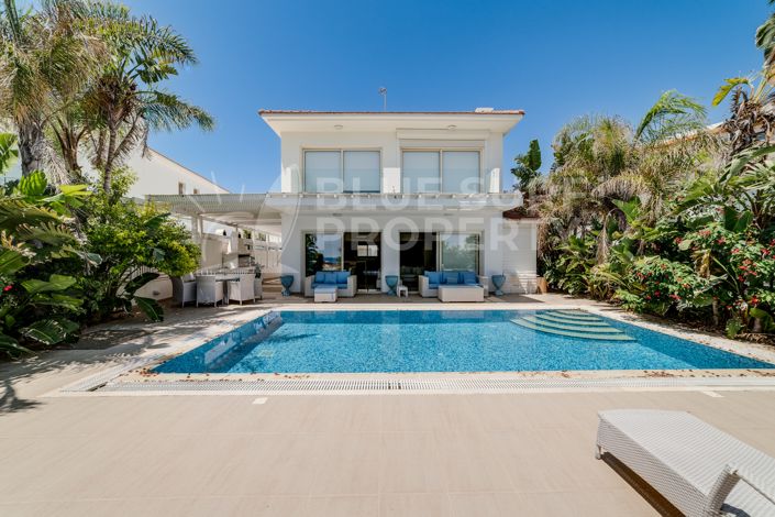 Image No.4-Villa de 4 chambres à vendre à Pernera