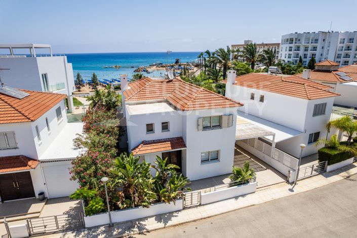 Image No.43-Villa de 4 chambres à vendre à Pernera