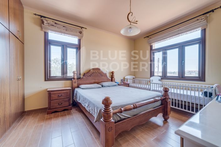 Image No.18-4 Bed Villa for sale