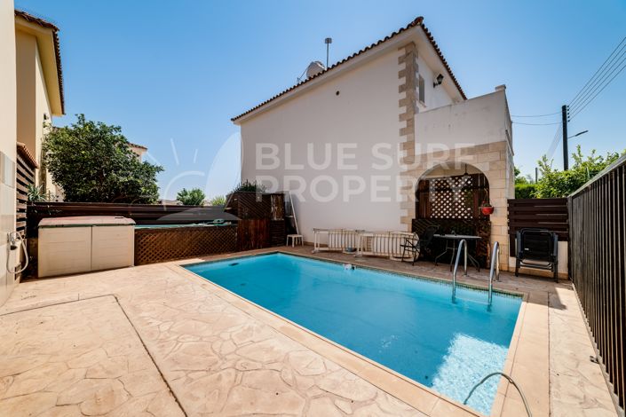 Image No.17-2 Bed Villa for sale