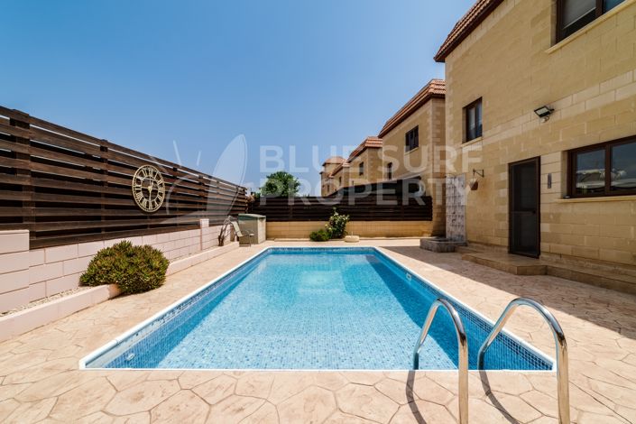 Image No.16-2 Bed Property for sale