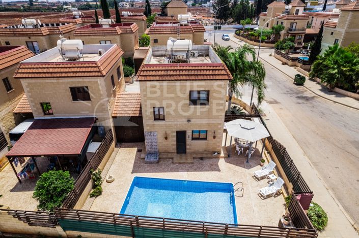 Image No.26-2 Bed Property for sale