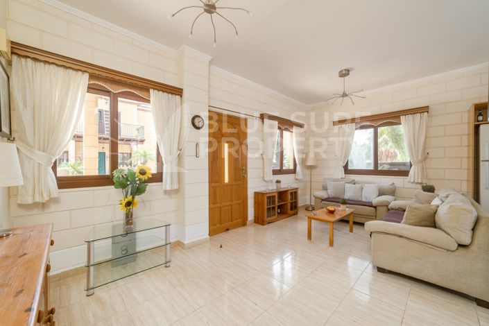 Image No.4-2 Bed Property for sale