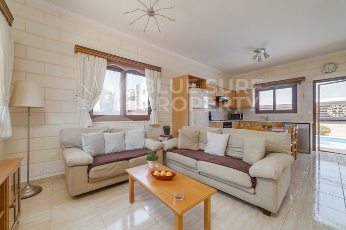 Image No.5-2 Bed Property for sale