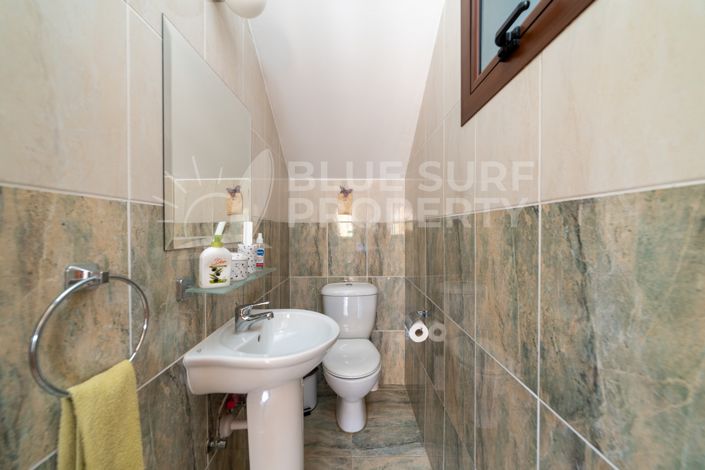 Image No.8-2 Bed Property for sale