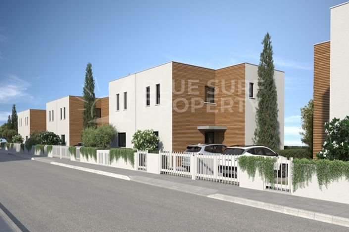 Image No.1-3 Bed Villa for sale