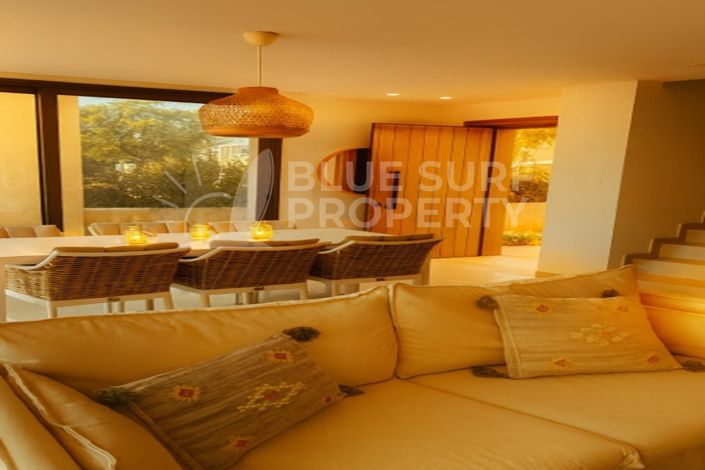 Image No.5-5 Bed Villa for sale