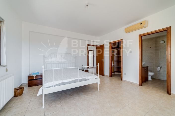 Image No.20-4 Bed Villa for sale