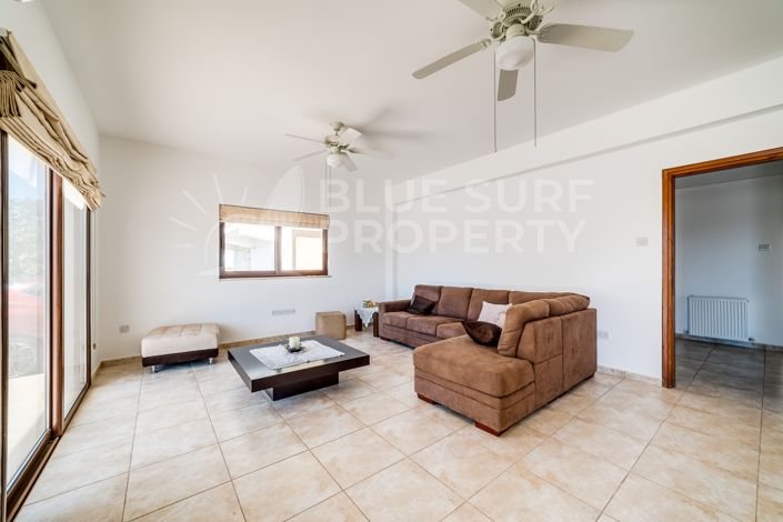 Image No.5-Villa de 4 chambres à vendre à Xylofagou