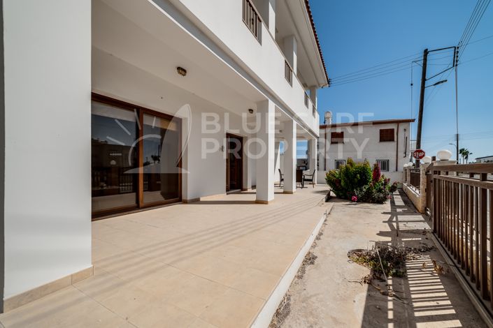 Image No.42-4 Bed Villa for sale