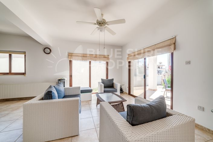 Image No.7-Villa de 4 chambres à vendre à Xylofagou