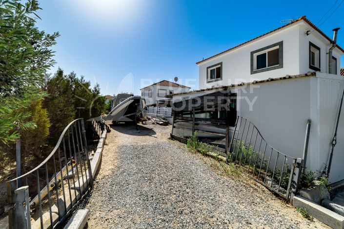 Image No.28-3 Bed Villa for sale