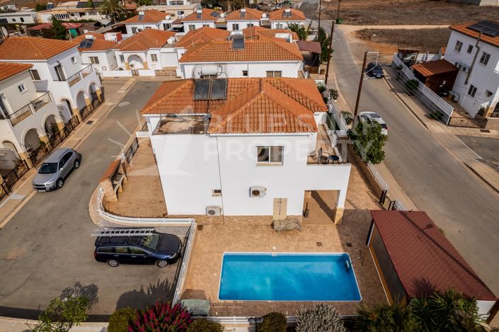 Image No.33-Propriété de 3 chambres à vendre à Avgorou