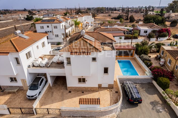 Image No.35-Propriété de 3 chambres à vendre à Avgorou