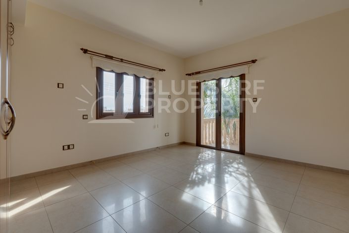 Image No.24-3 Bed Villa for sale