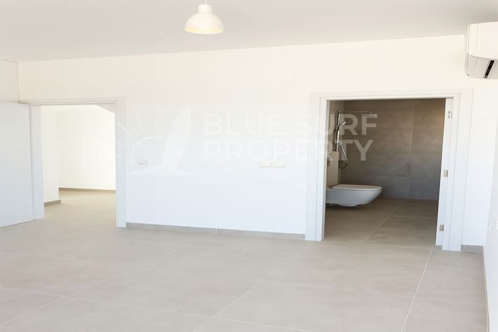 Image No.12-6 Bed Villa for sale