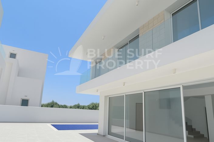 Image No.23-3 Bed Villa for sale