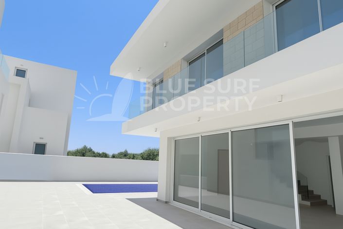 Image No.24-3 Bed Villa for sale