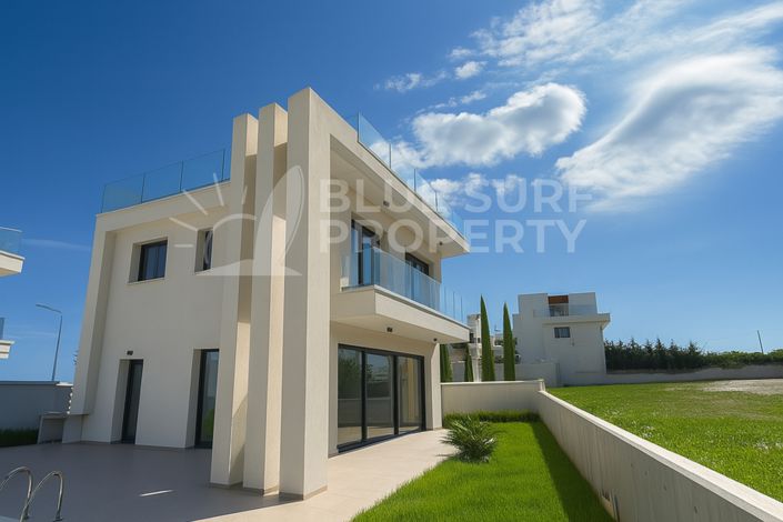 Image No.2-3 Bed Villa for sale