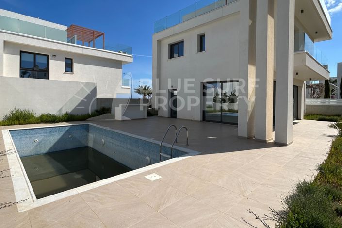 Image No.25-3 Bed Villa for sale