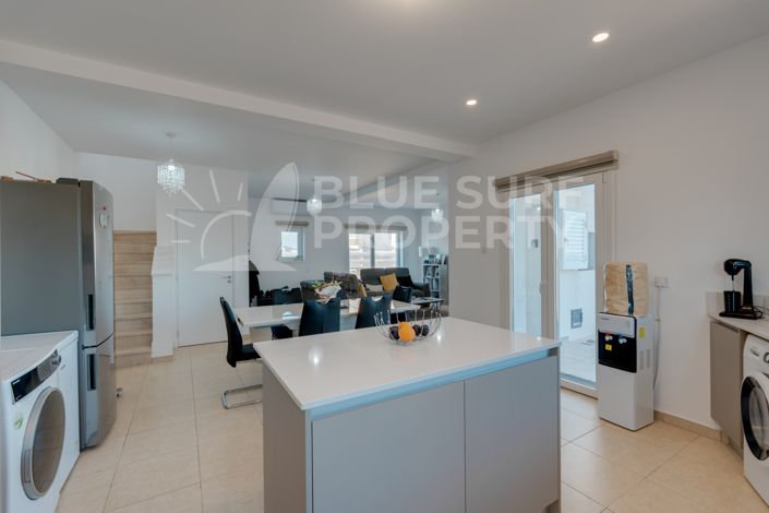 Image No.12-3 Bed Villa for sale